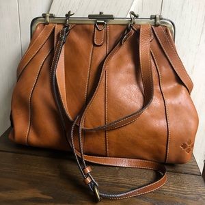 PATRICIA NASH (Very GUC)